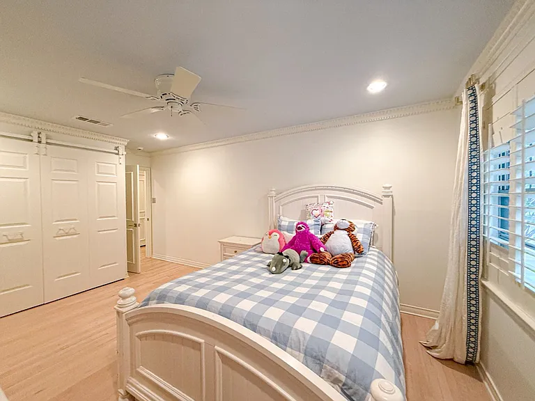 4500 San Carlos St — Photo 16