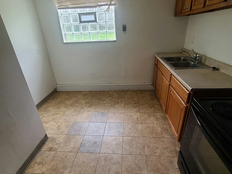 4467 Lee Rd #104 — Photo 3