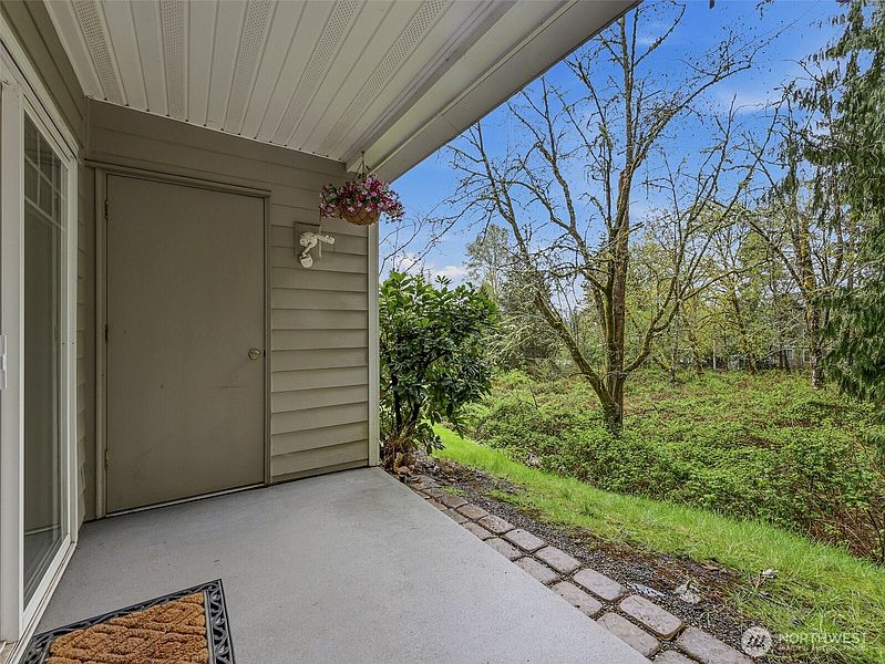 2nd image of 18501 SE Newport Way #H136