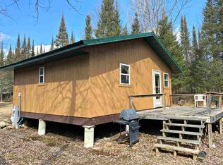 8018 Newald Tower Rd, Armstrong Creek, WI 54103