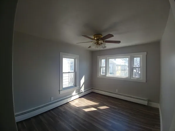 54 Lilley Ave #56, Lowell, MA 01850