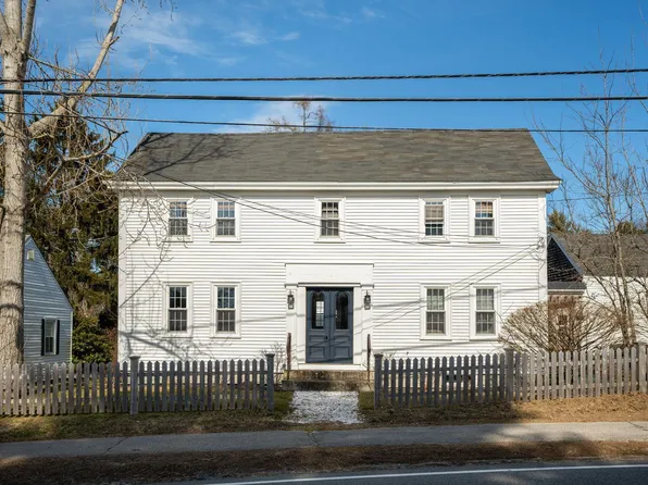142 Port Road, Kennebunk, ME 04043