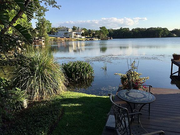 4th image of 1940 Lakeside Dr