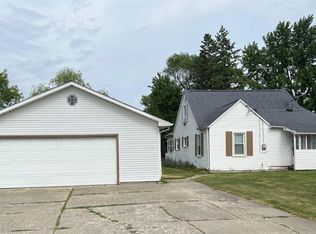 1321 S Elms Rd, Flint, MI 48532