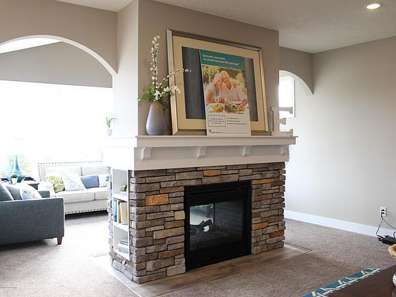 3rd image of 2815 Carnoustie Dr