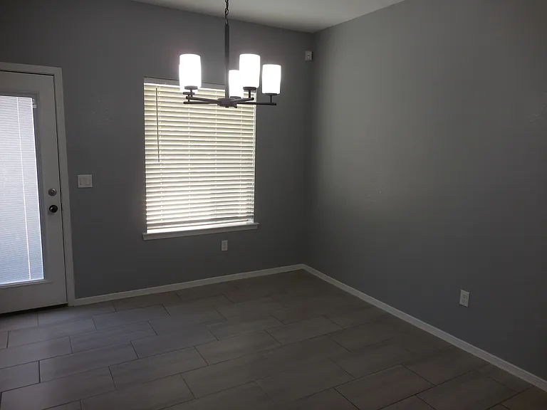 12867 Ivelet Ct — Photo 9