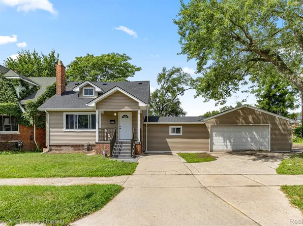 9231 Sorrento St, Detroit, MI 48228