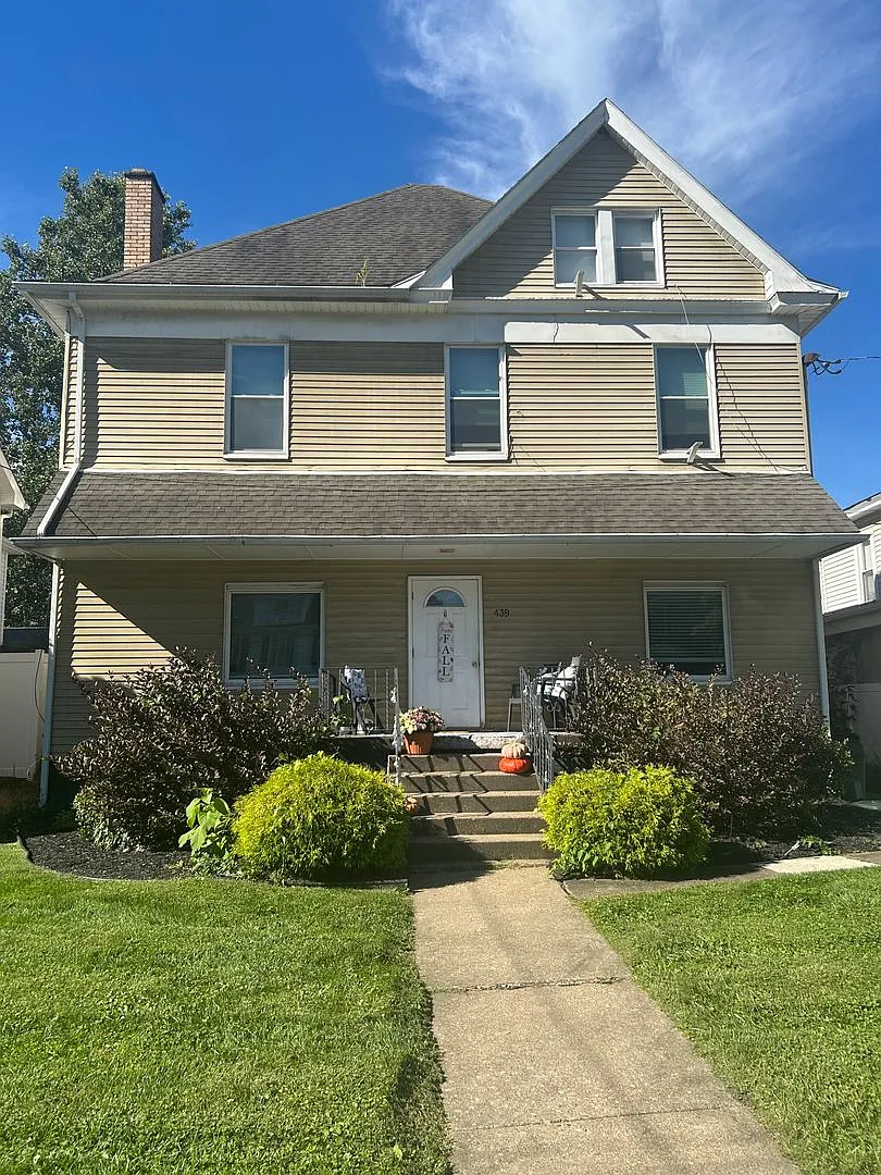 439 College Ave - Beaver — Photo 1