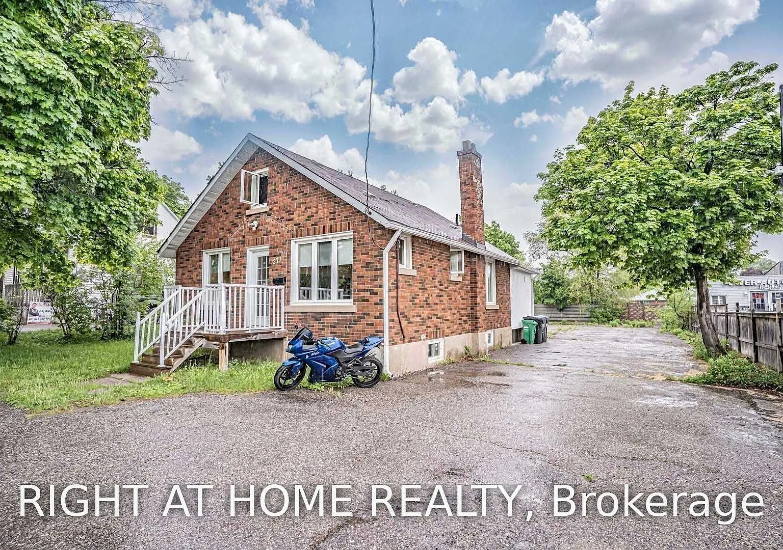 3 bed, $3,200 — Photo 2