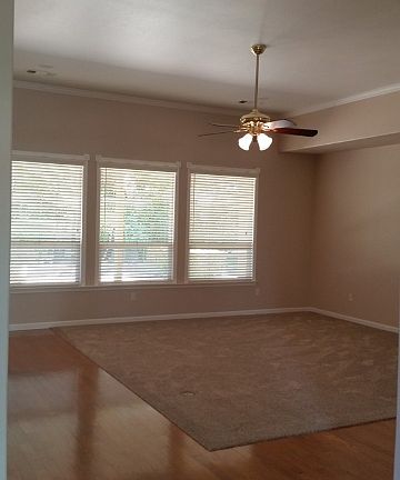 5th image of 560 Sherwood Ct