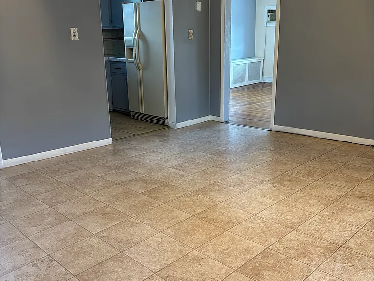 285 Westminster Pl #2 — Photo 7