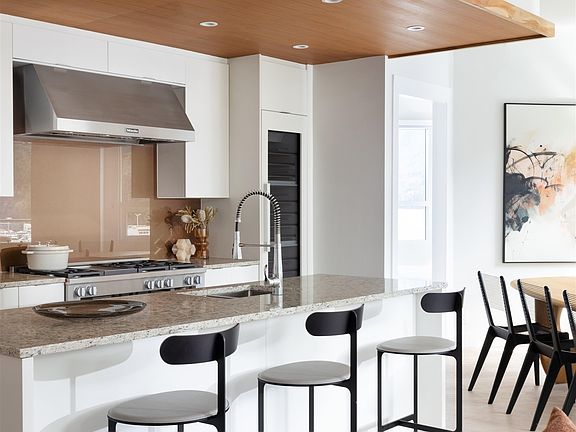 3rd image of 6707 Nelson Ave #302