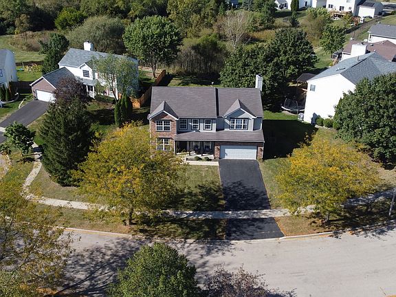 2nd image of 748 Creek Bend Ln