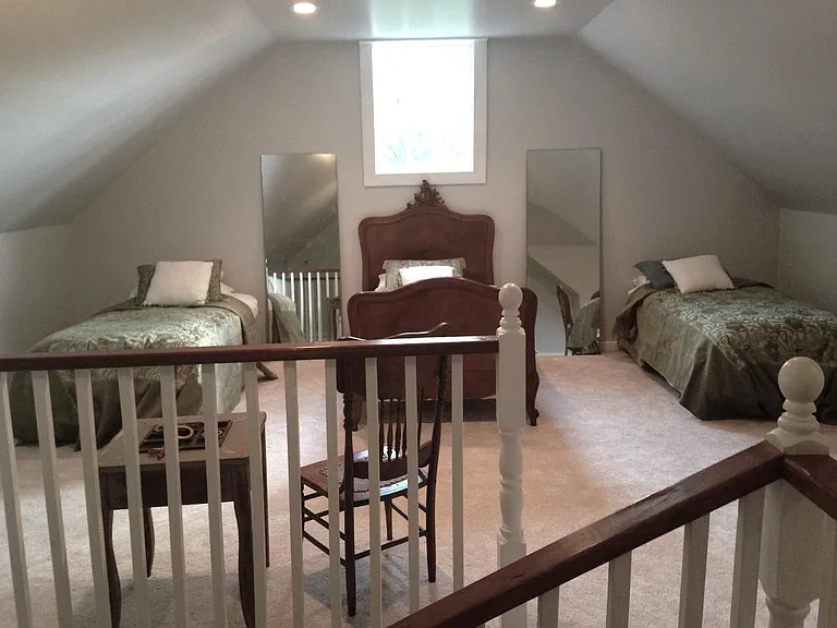 707 Avenue C — Photo 17