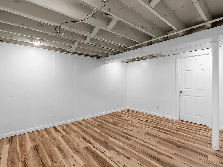945 Ohlman Ave — Photo 26