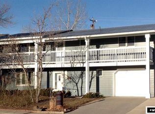 805 S 9th St, Lander, WY 82520