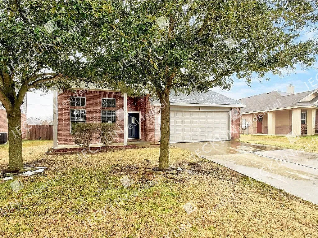 206 Mossy Rock Dr — Photo 2