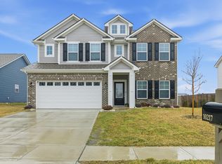 10218 Arctic Edge Dr, Indianapolis, IN