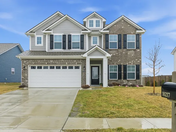 10218 Arctic Edge Dr, Indianapolis, IN 46259