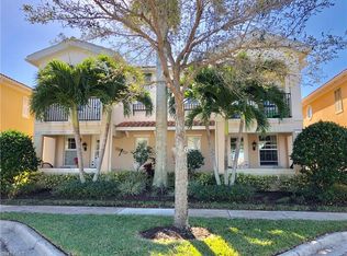 8032 Josefa Way, Naples, FL 34114
