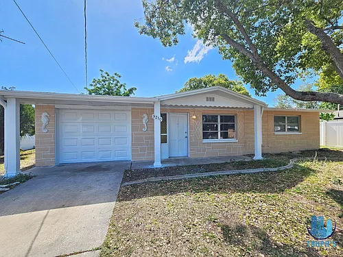 9210 Pegasus Ave Photo 1