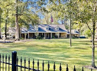 12 Pleasant Ln, Picayune, MS 39466