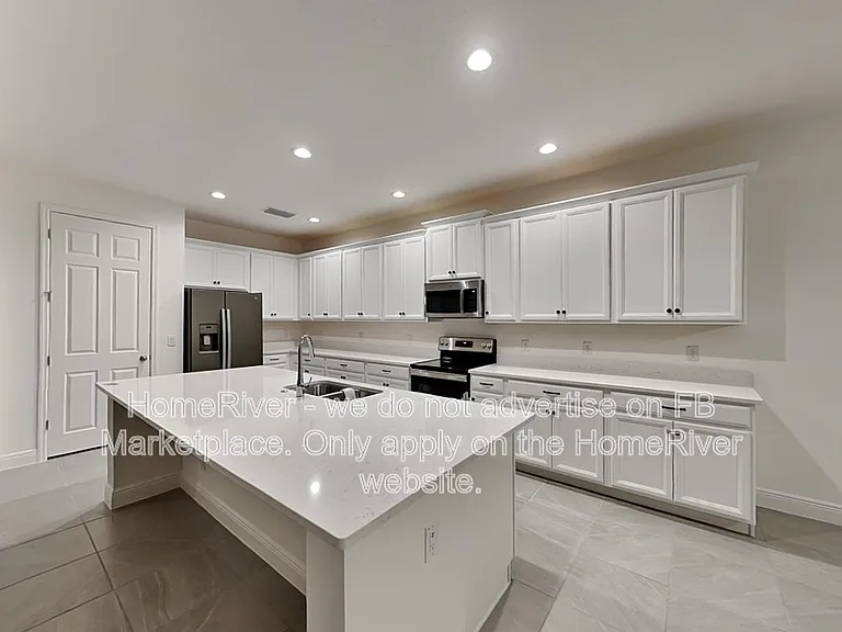 5021 Bessie Ct — Photo 2