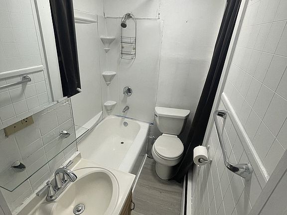 5th image of 15 Elm St #2