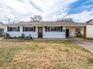 1715 Caney Lake Dr, Bossier City, LA 71112