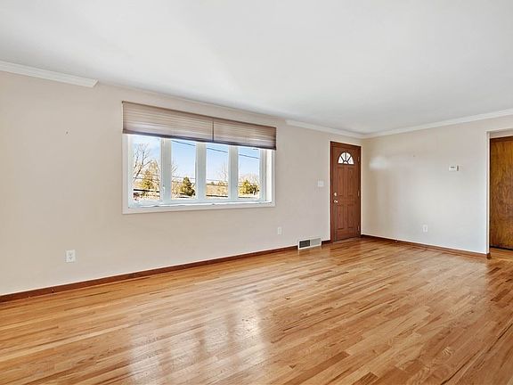 5th image of 9208 Plateau Dr