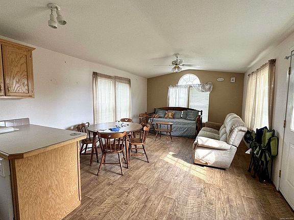 4th image of 507-660 Juniper Ln