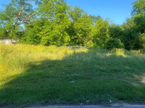 218 Pinckney St, Chester, SC 29706