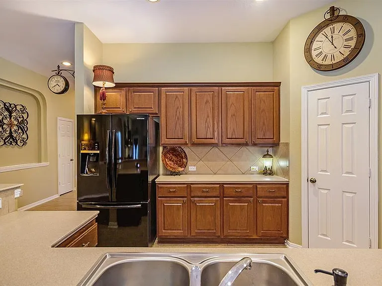 8707 Preston Field Ln — Photo 14