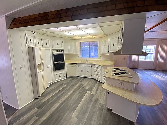 4th image of 16225 N 29th St Lot 38