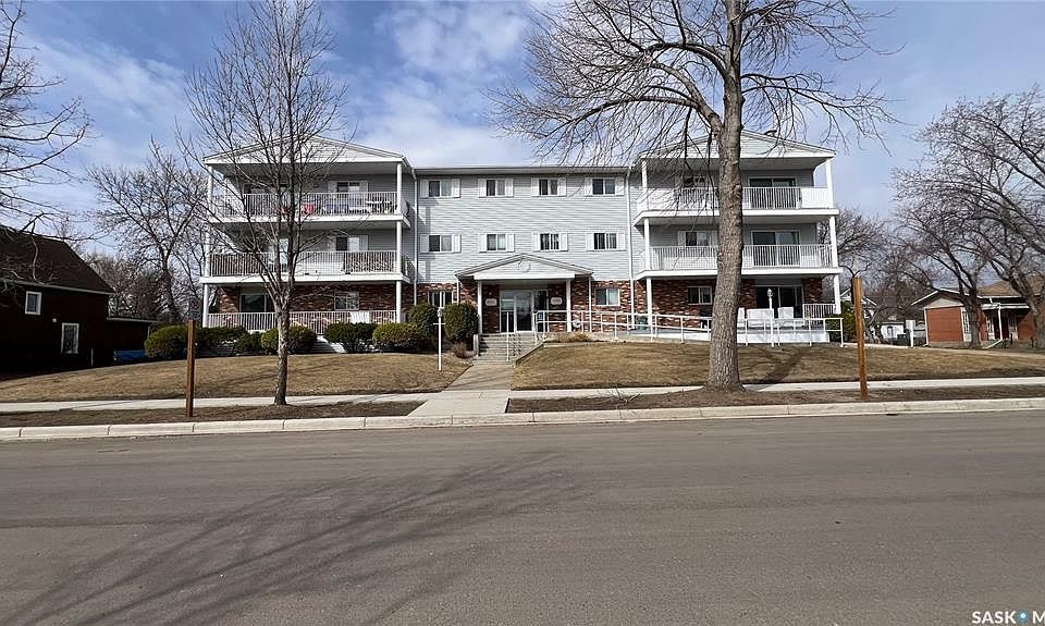 1st image of 1391 98th St #1