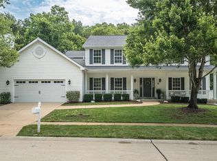 516 Terrington Dr, Ballwin, MO 63021