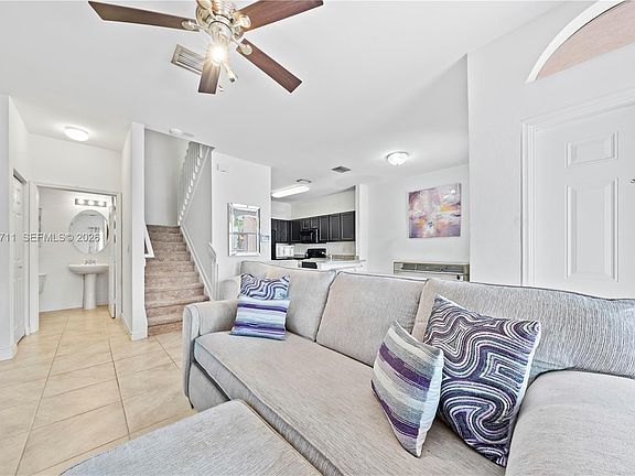 5th image of 3535 NW 29th Ct