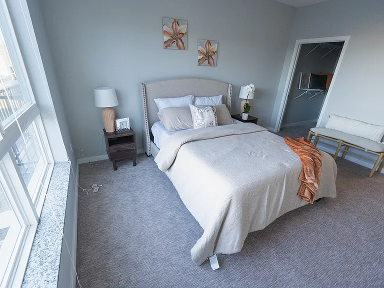 ivi Apartments — Photo 13