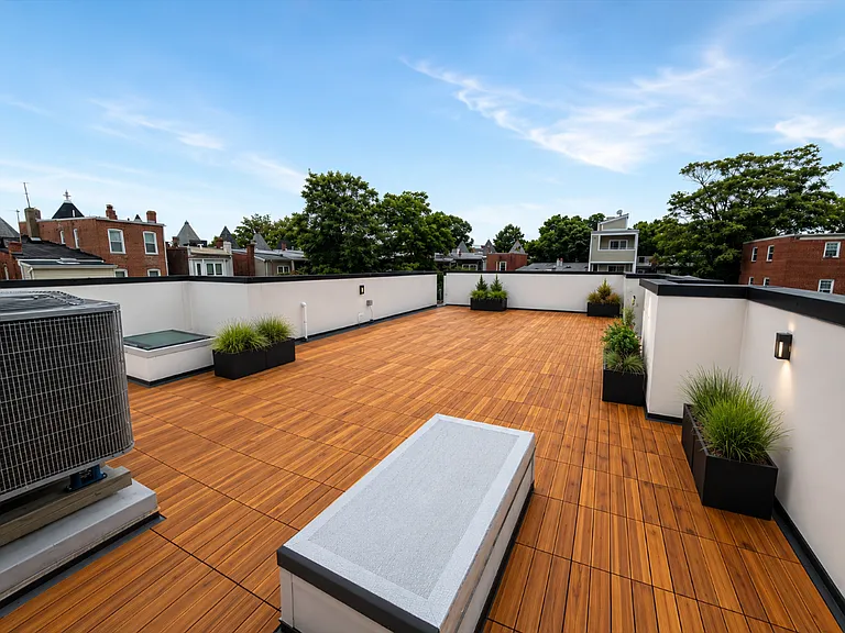 1015 Rear Irving St NW — Photo 12