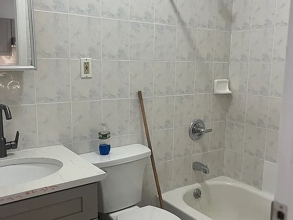 4th image of 5914 Fort Hamilton Pkwy APT 2