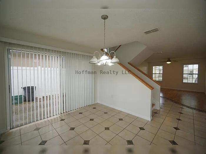 7605 Glades Ct — Photo 11
