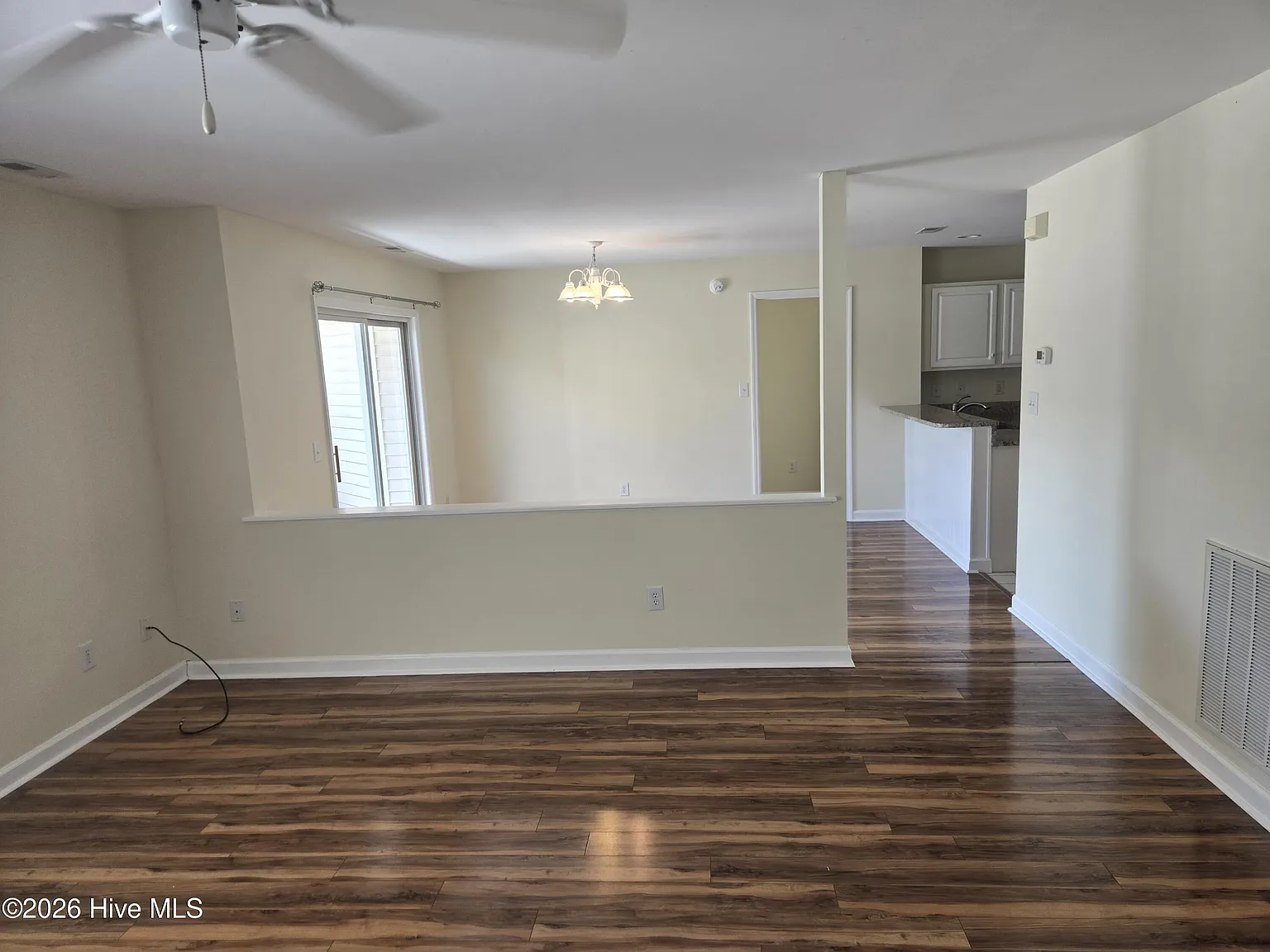2 bed, 2.0 bath, $1,650 — Photo 4
