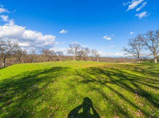 21300 Meadow Gate Dr, Red Bluff, CA 96080