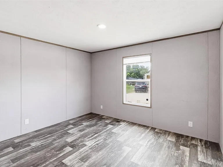 5670 E Austin St — Photo 17