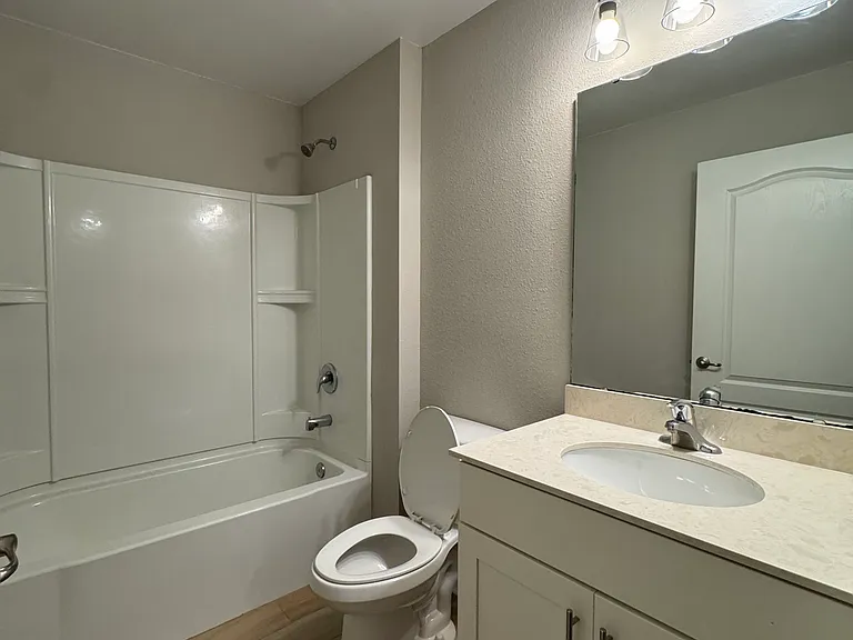 83408 Barkestone Ln #83408 — Photo 20