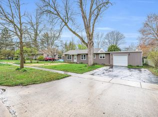 2005 S Vine St, Urbana, IL