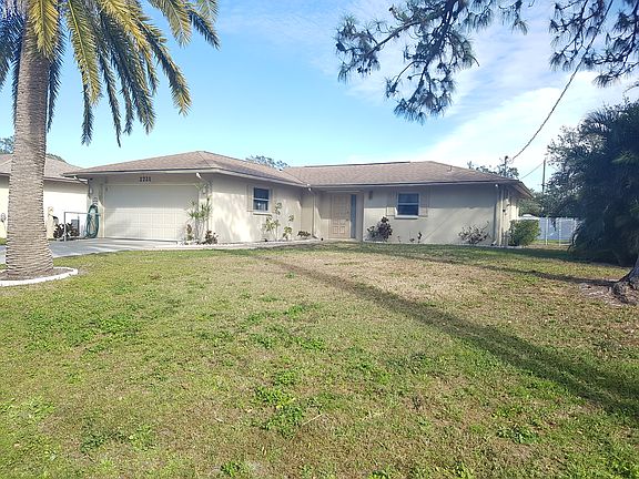 4th image of 2721 Vinson Ave