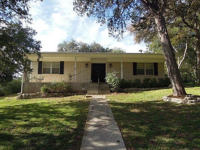 1st image of 811 Alto St