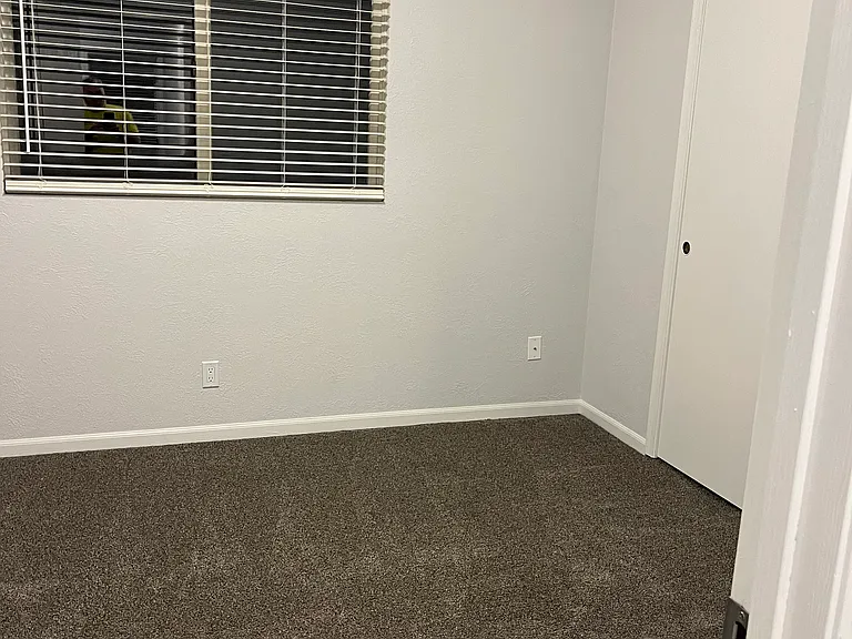1208 Miller St #1 — Photo 13