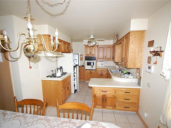 4th image of 5106 Lemoyne Ave